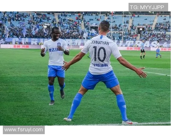 大连一方迎战泰达争夺关键三分球迷期待精彩对决与激情时刻