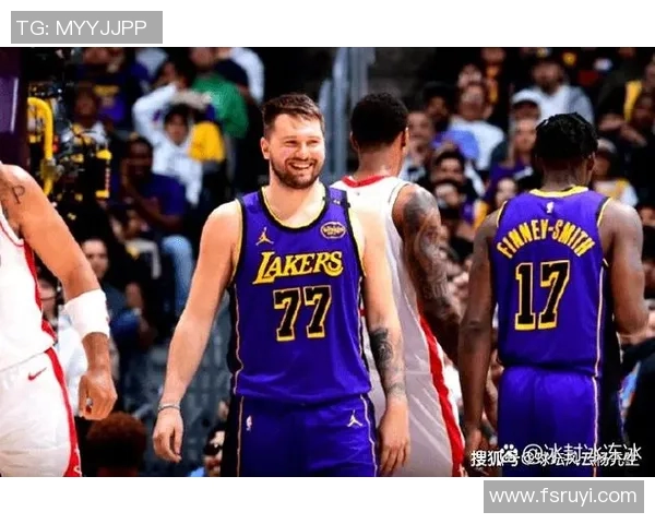 湖人火箭对决精彩回放12月14日比赛全程回顾与精彩瞬间分析