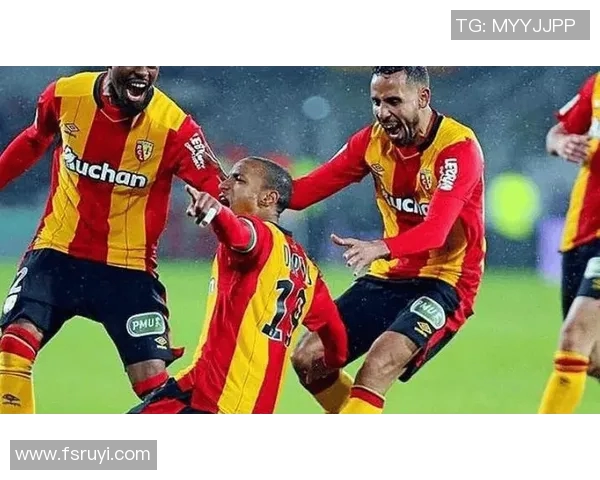 斯特拉斯与南特激战正酣谁能在法甲赛场上笑到最后